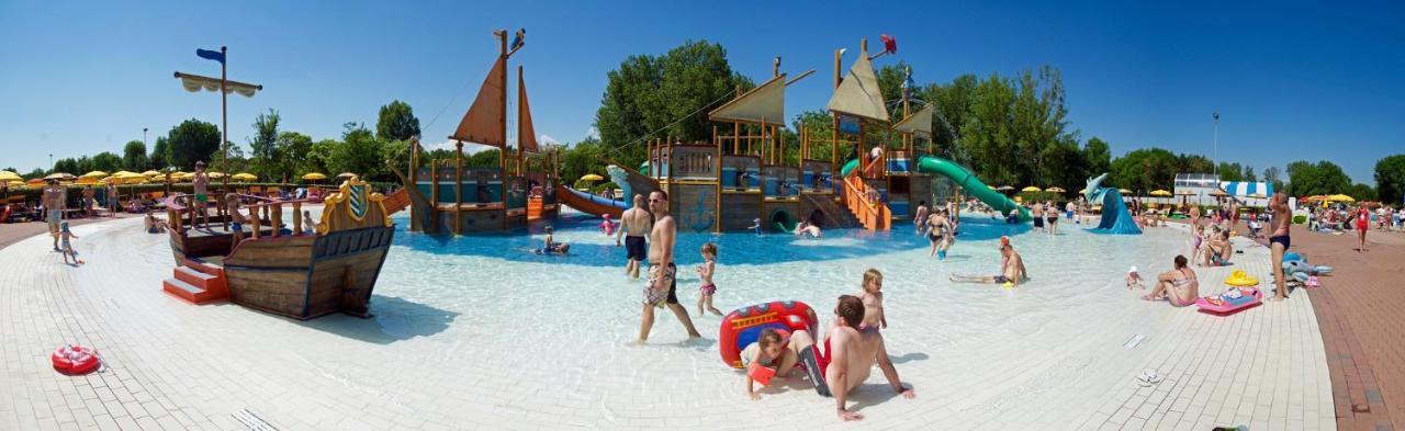 Casa Mobile Gustocamp A Caorle Hotel Ngoại thất bức ảnh
